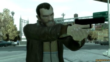 Niko met pistool.jpg