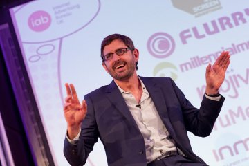 Louis Theroux