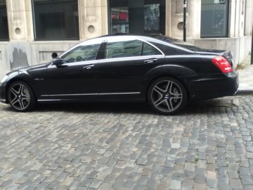 Mercedes Benz S65 AMG V12