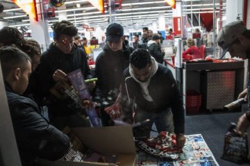 Drukte bij GTA V-launch - Media Markt Eindhoven