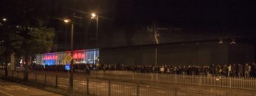 Rij bij GTA V-launch - Media Markt Eindhoven
