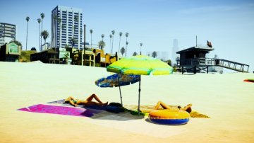 Del Perro Beach