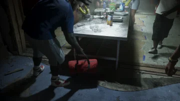 GTAVI An Extended Look screencap 1015