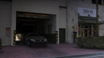 GTAVI An Extended Look screencap 4392